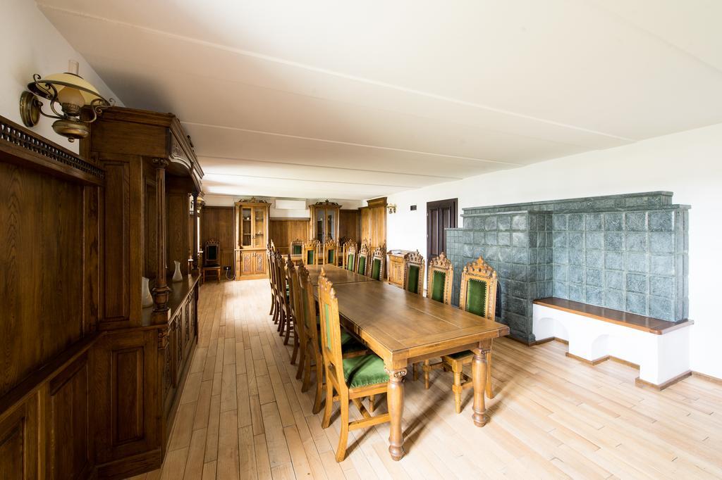 Hotel Castel Royal Mosnita Noua Экстерьер фото