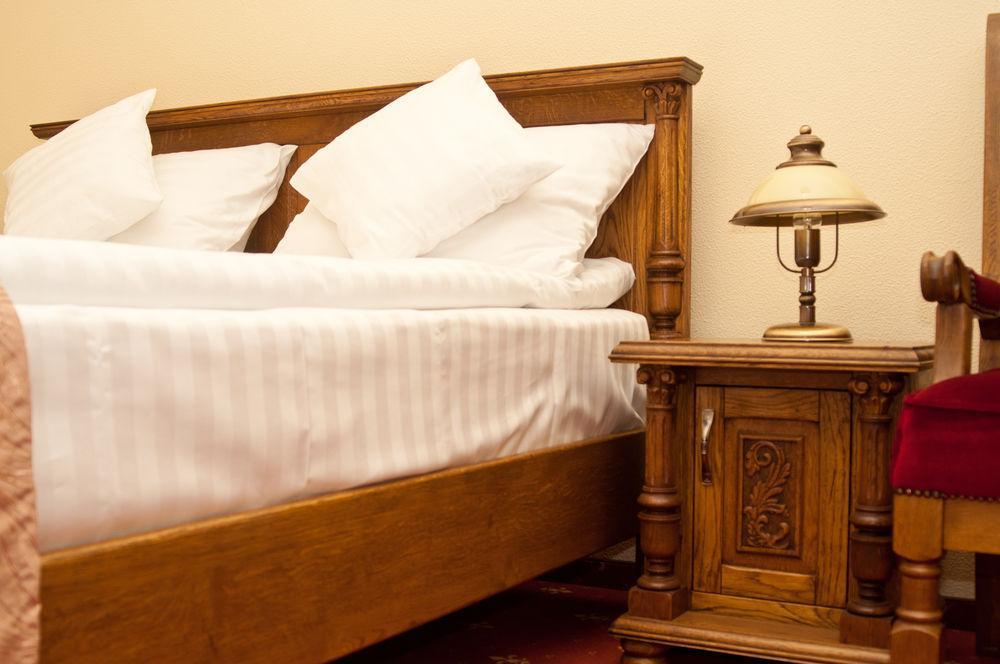 Hotel Castel Royal Mosnita Noua Экстерьер фото
